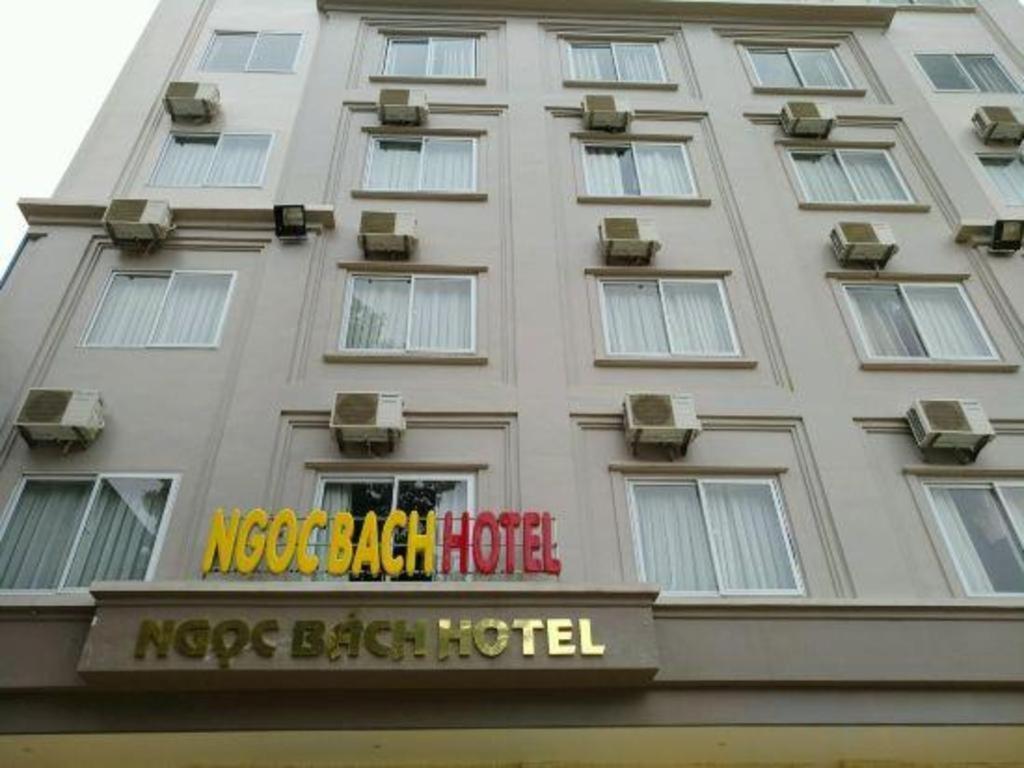 Ngoc Bach Hotel Mai Châu Buitenkant foto